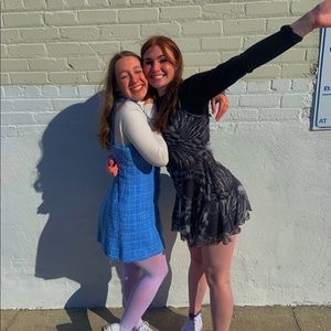 Meet your Posher, Amelia